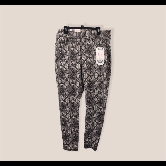 Seven7 Tummyless Slimming Stretch Skinny Jeans - Picture 1 of 5